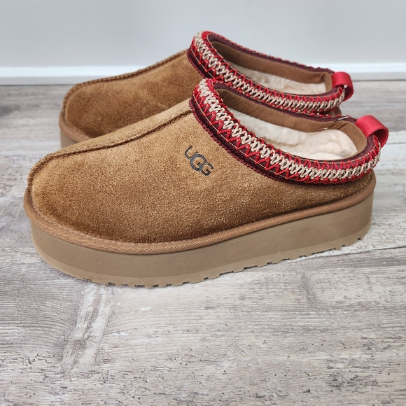 UGG Brown Suede Slippers with Red Stitching - Picture 5 of 8